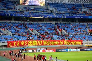 足球报：申花阵容年轻呈上升势态，“上海德比”天平或反向倾斜